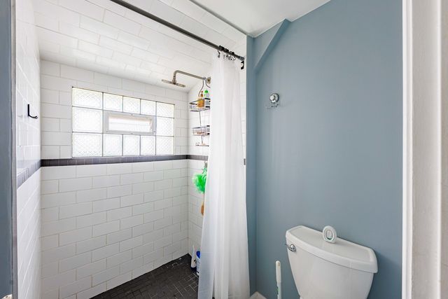 5935 W Patterson Avenue, Chicago, IL 60634