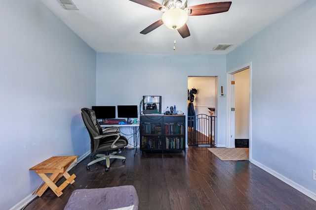 5935 W Patterson Avenue, Chicago, IL 60634