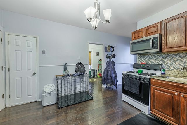 5935 W Patterson Avenue, Chicago, IL 60634