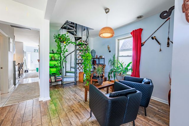 5935 W Patterson Avenue, Chicago, IL 60634