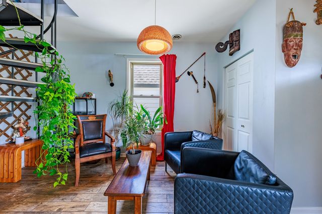 5935 W Patterson Avenue, Chicago, IL 60634