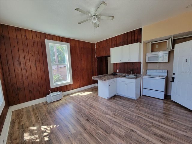 965 NE 2ND STREET 1, Ocala, FL 34470