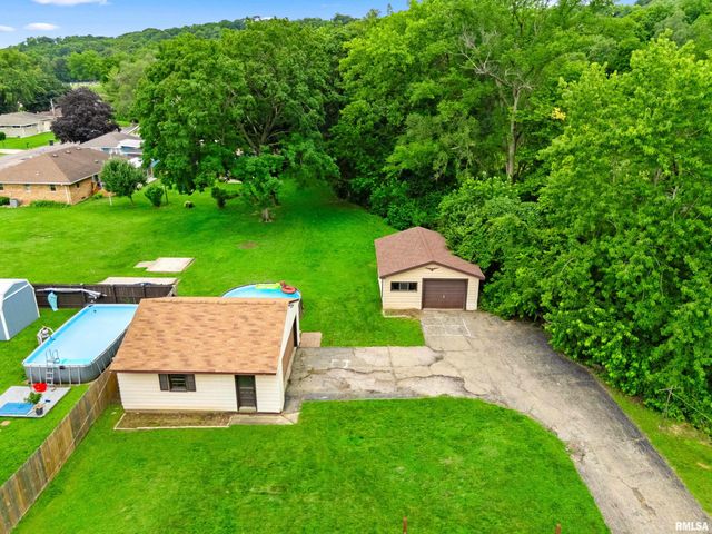 201 BROOKVIEW Road, East Peoria, IL 61611