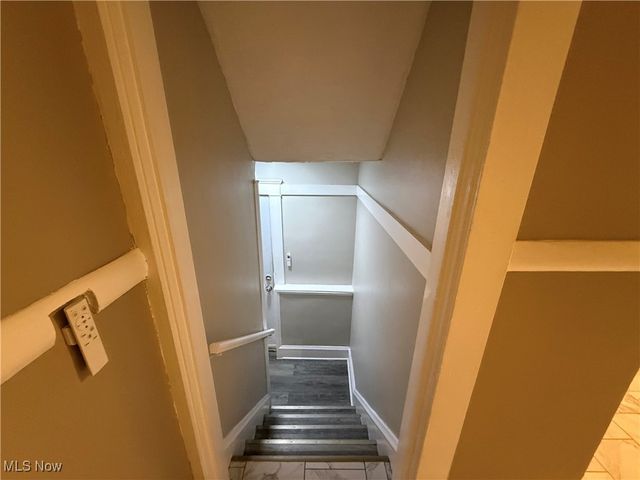 1438 E 133rd Street, East Cleveland, OH 44112