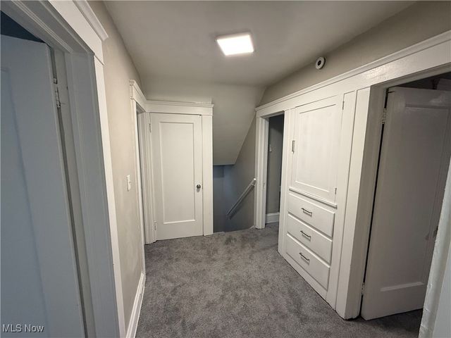 1438 E 133rd Street, East Cleveland, OH 44112