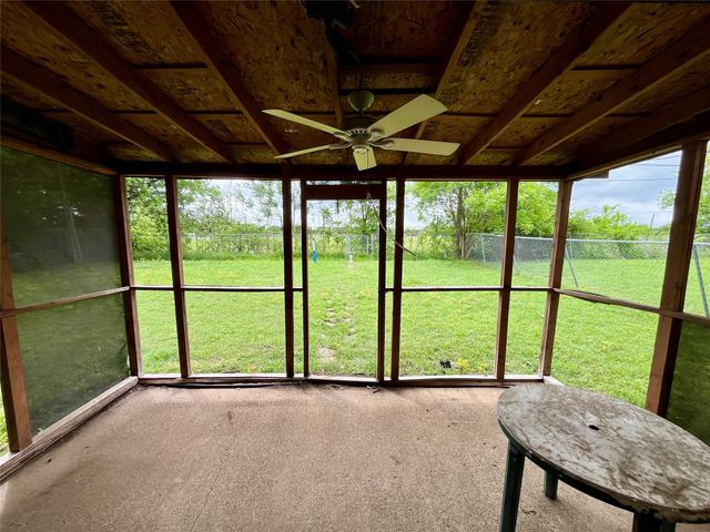 858 Lexington Drive, Lancaster, TX 75134