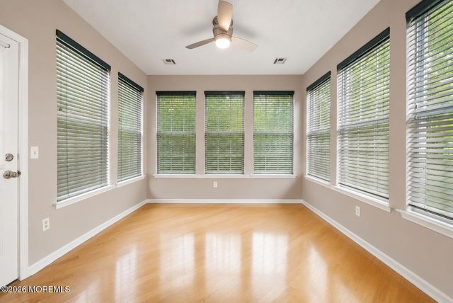 9 Robin Lane, Barnegat, NJ 08005