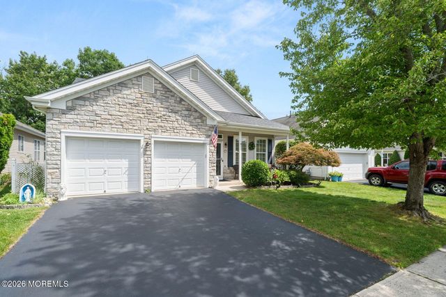 9 Robin Lane, Barnegat, NJ 08005