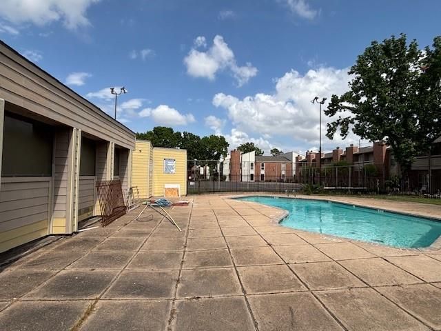 10501 South Drive 251, Houston, TX 77099