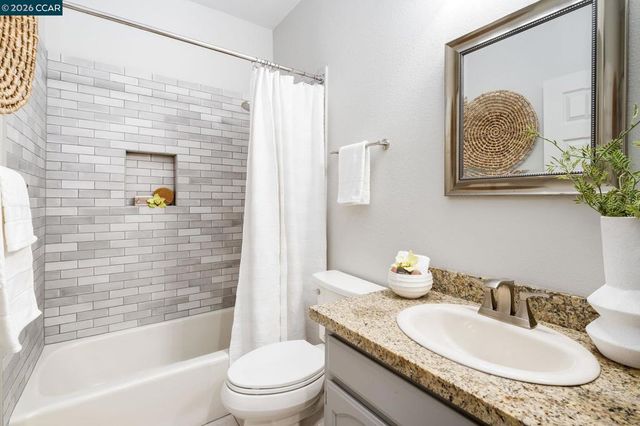 15 Danville Oak Pl, Danville, CA 94526