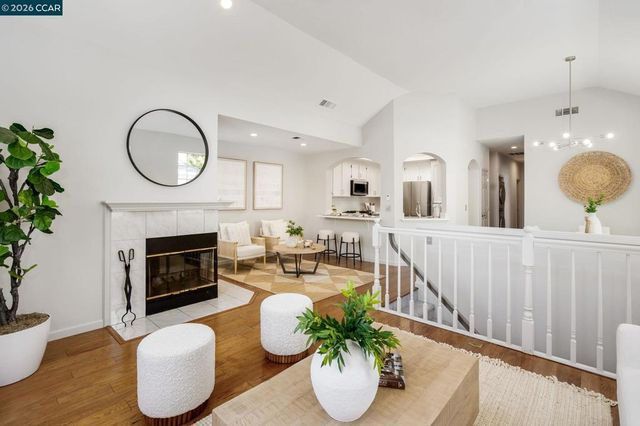 15 Danville Oak Pl, Danville, CA 94526