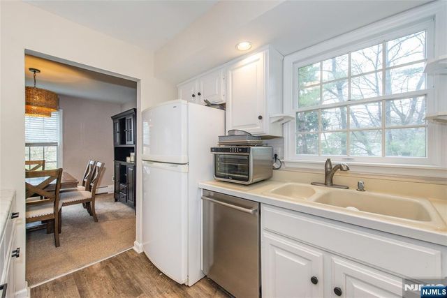 107 Maple B, Park Ridge, NJ 07656