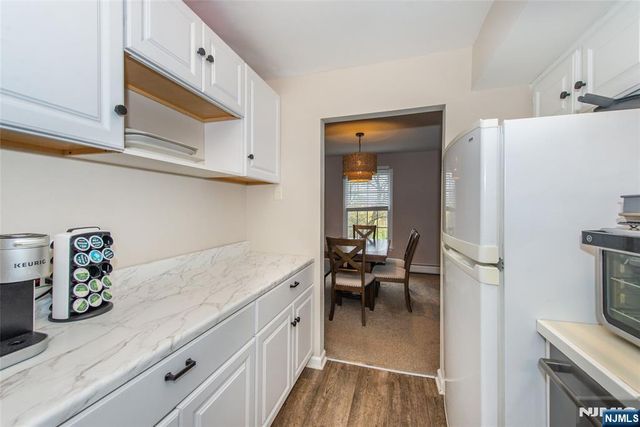 107 Maple B, Park Ridge, NJ 07656