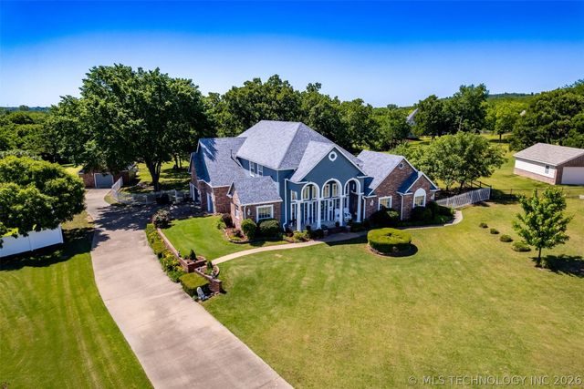 13602 W 42nd Place S, Sand Springs, OK 74063