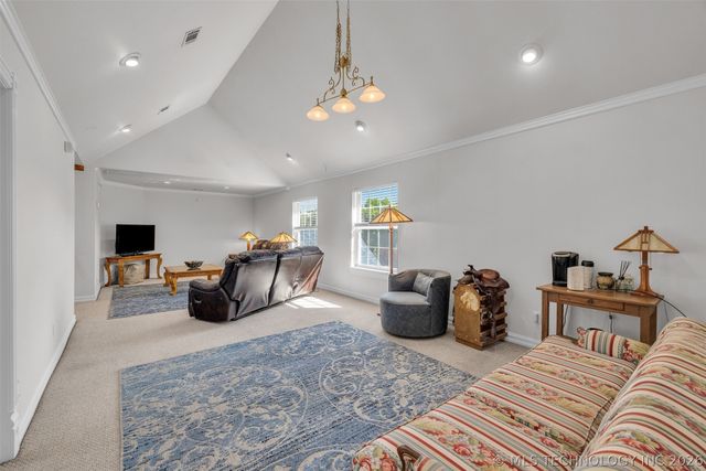 13602 W 42nd Place S, Sand Springs, OK 74063