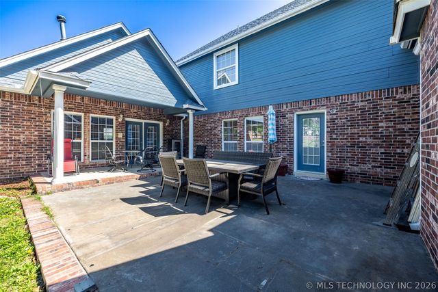 13602 W 42nd Place S, Sand Springs, OK 74063
