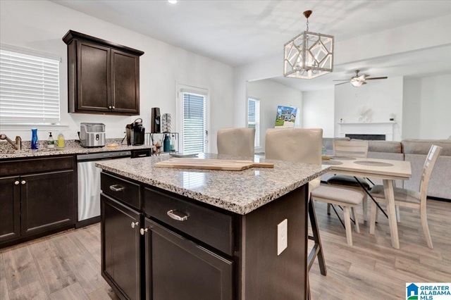 899 RIDGEWAY AVENUE, Columbiana, AL 35051