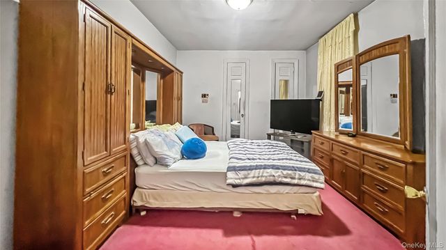 37-20 81st 5G, Jackson Heights, NY 11372