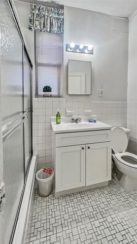37-20 81st 5G, Jackson Heights, NY 11372