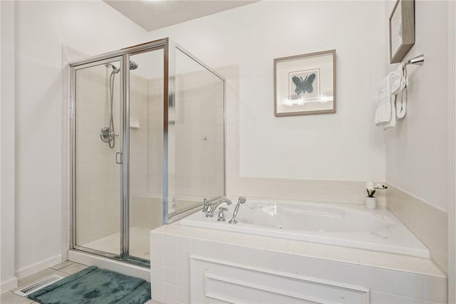 800 Norwegian Spruce Dr, Mars Boro, PA 16046