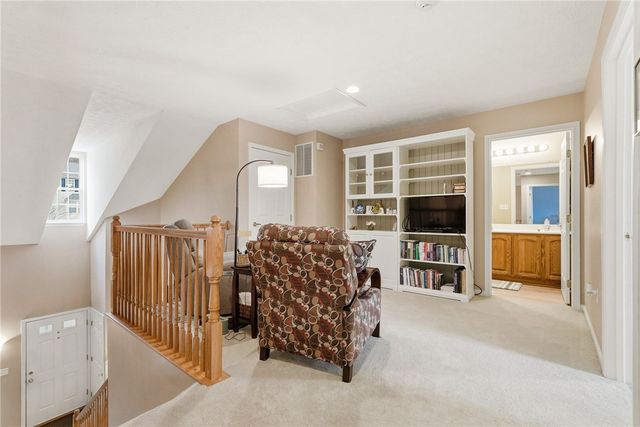 800 Norwegian Spruce Dr, Mars Boro, PA 16046