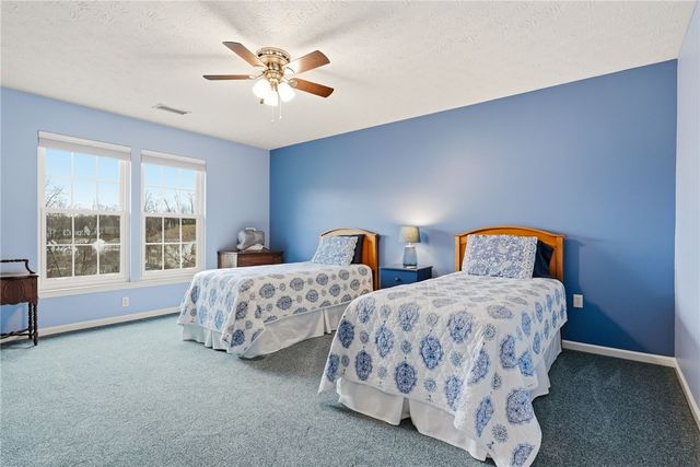 800 Norwegian Spruce Dr, Mars Boro, PA 16046