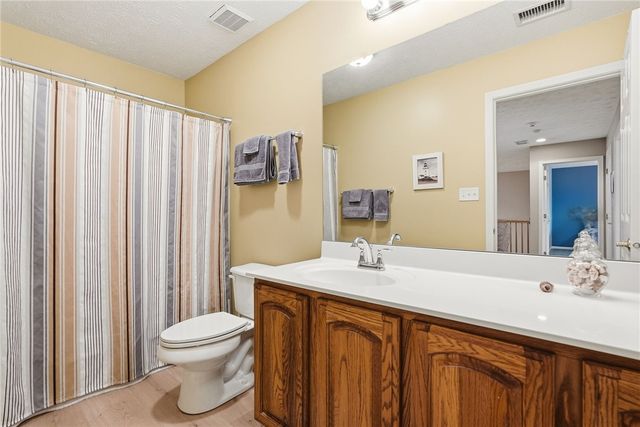 800 Norwegian Spruce Dr, Mars Boro, PA 16046