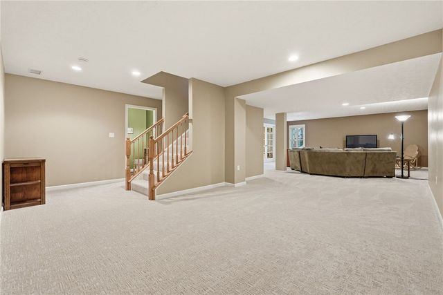 800 Norwegian Spruce Dr, Mars Boro, PA 16046