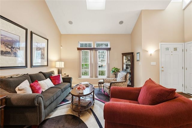 800 Norwegian Spruce Dr, Mars Boro, PA 16046