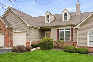 800 Norwegian Spruce Dr, Mars Boro, PA 16046