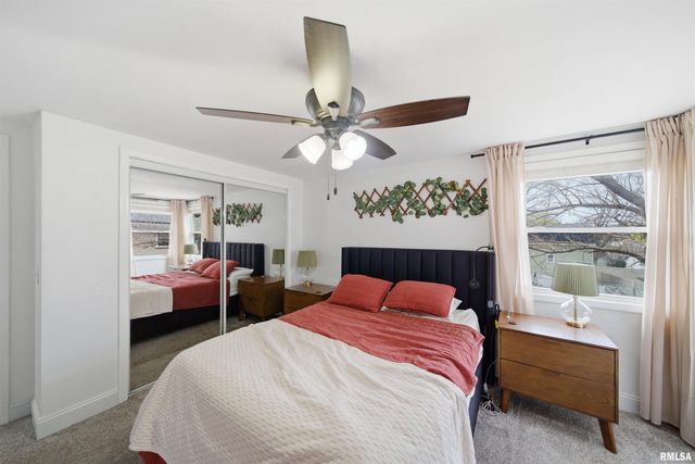 1601 N 11TH Street, Pekin, IL 61554