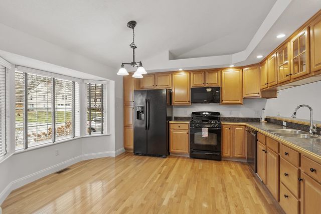 13 Autumn Lane, Hampstead, NH 03826