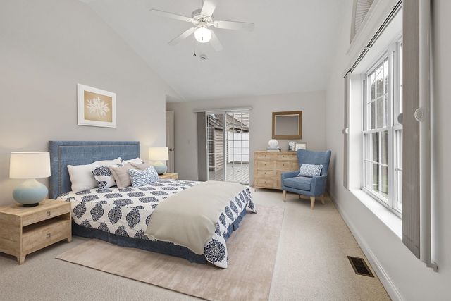 13 Autumn Lane, Hampstead, NH 03826