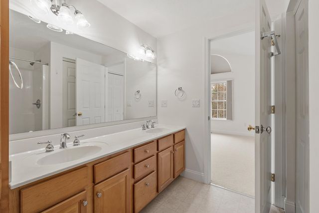 13 Autumn Lane, Hampstead, NH 03826