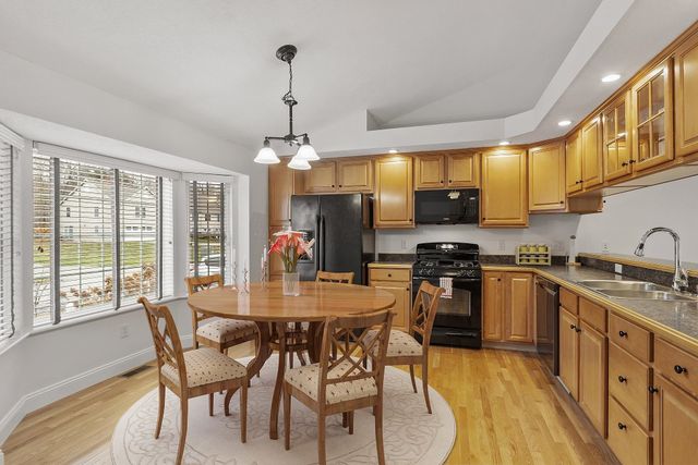 13 Autumn Lane, Hampstead, NH 03826