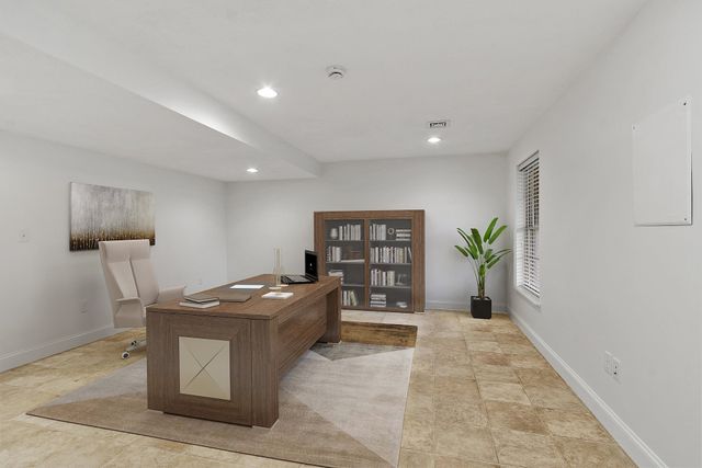 13 Autumn Lane, Hampstead, NH 03826