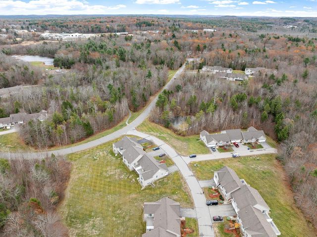 13 Autumn Lane, Hampstead, NH 03826