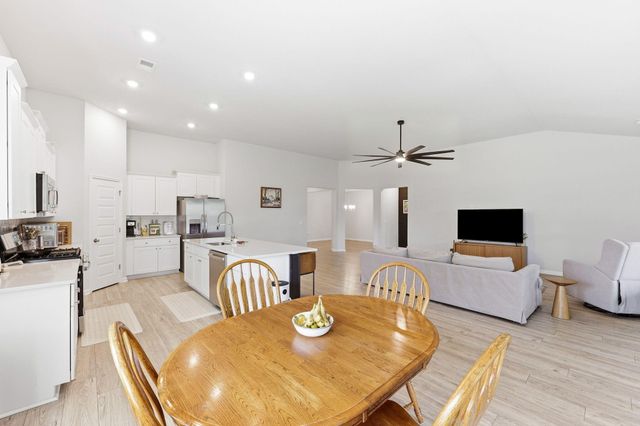 166 Paddle Boat Way, Summerville, SC 29485