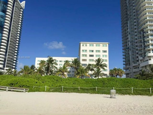 6345 Collins Avenue 830, Miami Beach, FL 33141