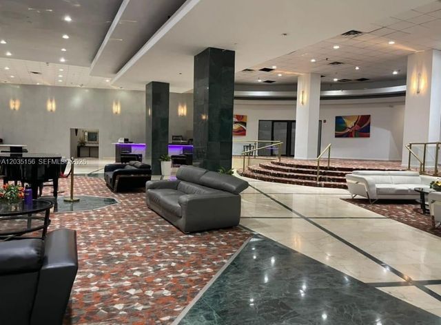 6345 Collins Avenue 830, Miami Beach, FL 33141