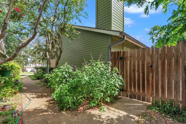 5703 W Gate BLVD B, Austin, TX 78745