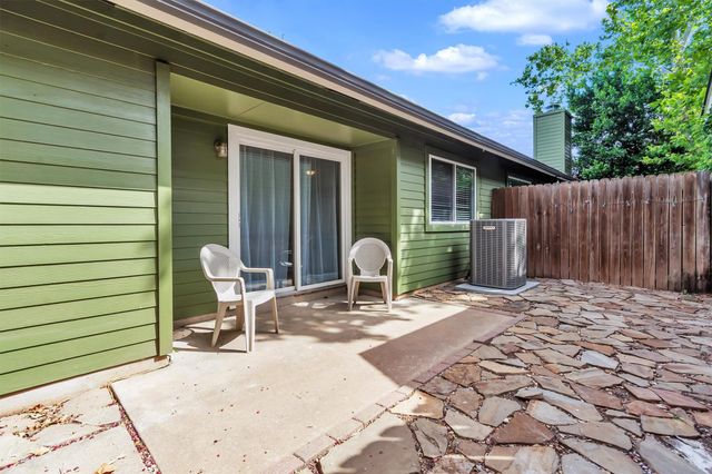 5703 W Gate BLVD B, Austin, TX 78745