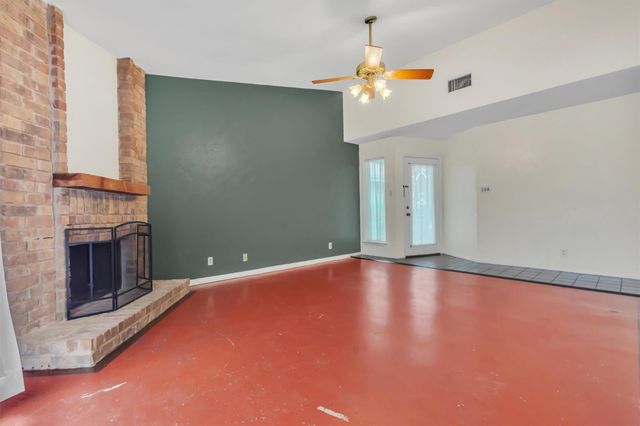 5703 W Gate BLVD B, Austin, TX 78745