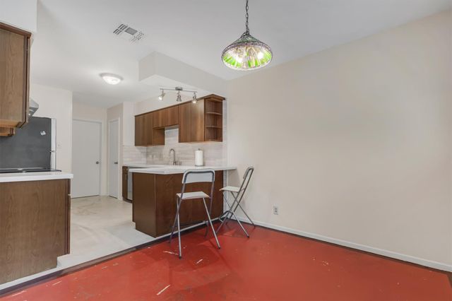 5703 W Gate BLVD B, Austin, TX 78745