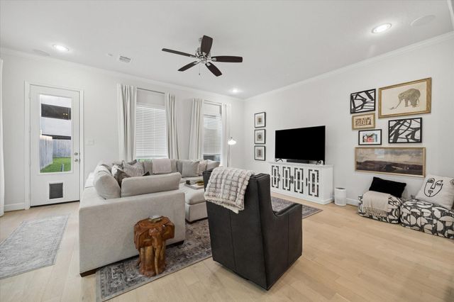 334 W 26th Street, Houston, TX 77008