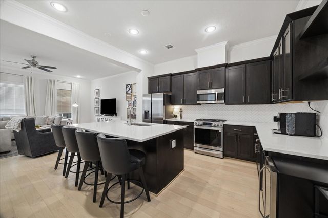 334 W 26th Street, Houston, TX 77008