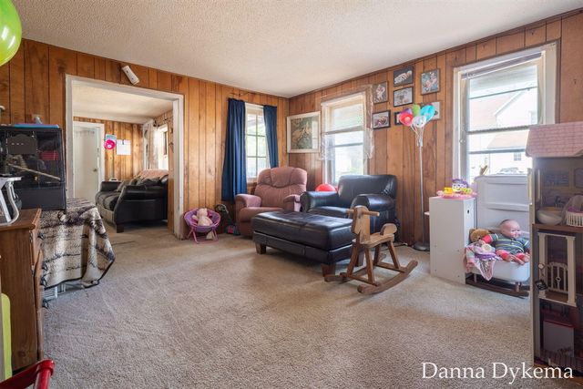 1236 Wieland Place, Grand Rapids, MI 49504