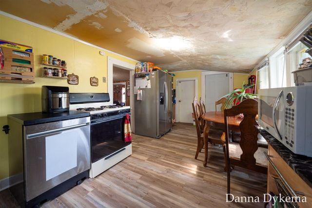 1236 Wieland Place, Grand Rapids, MI 49504