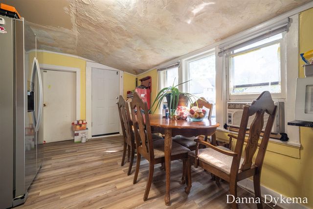 1236 Wieland Place, Grand Rapids, MI 49504