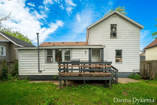 1236 Wieland Place, Grand Rapids, MI 49504